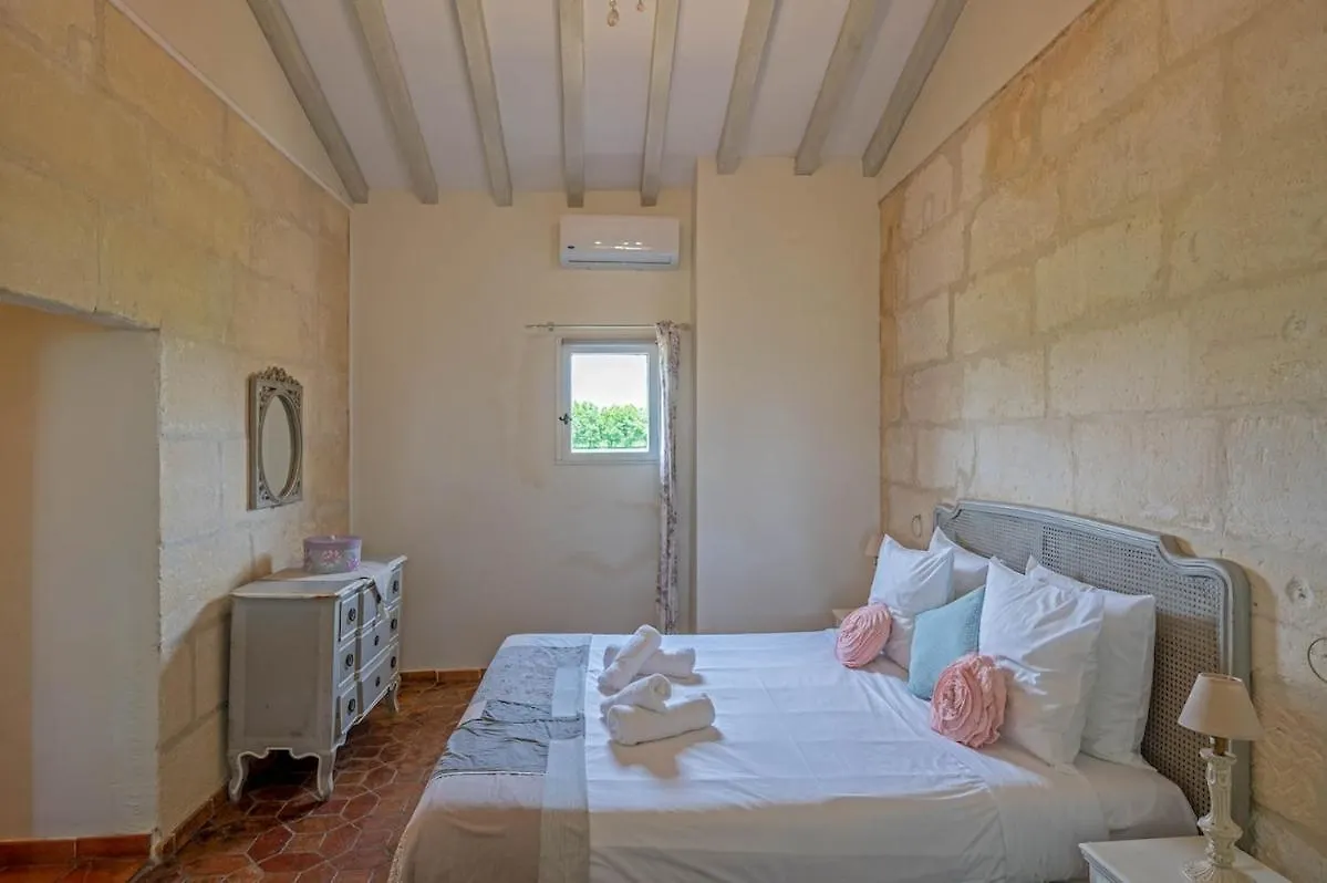 Le Mas Des Flammes Arles Villa
