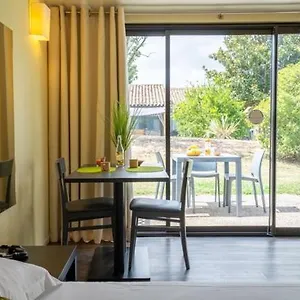 Arles, Au Calme Proche De La Camargue 6 Appartement