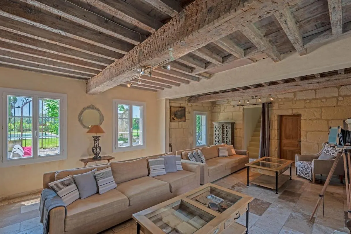 Le Mas Des Flammes Arles Villa