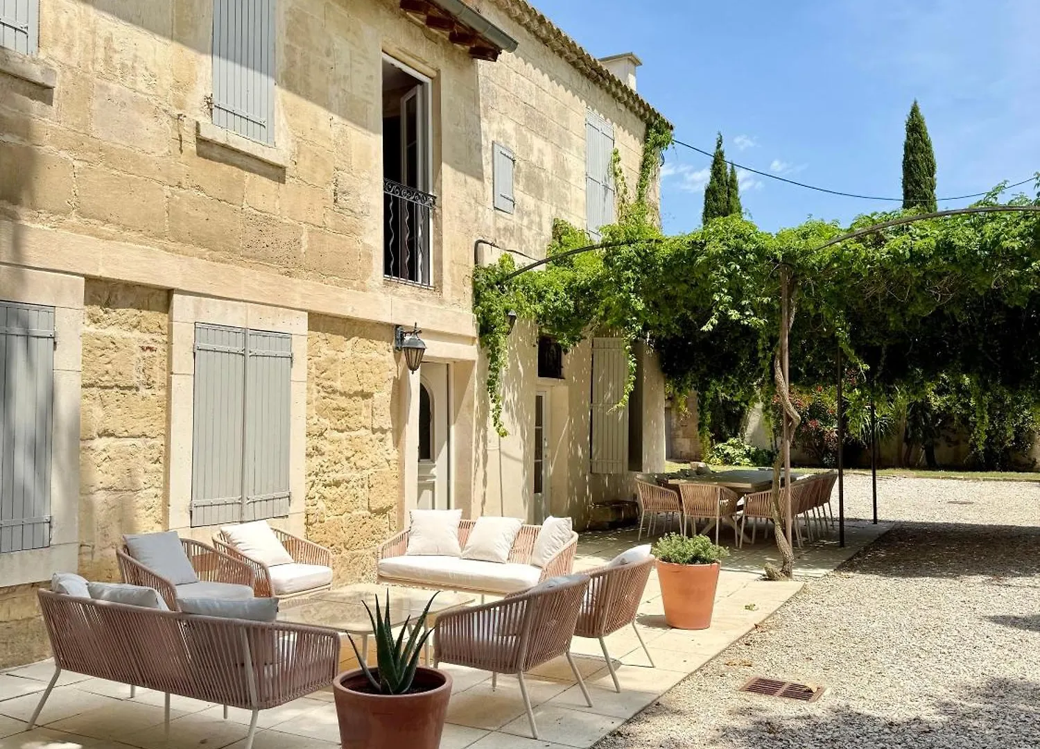 Le Mas Des Flammes Arles 0*,  France